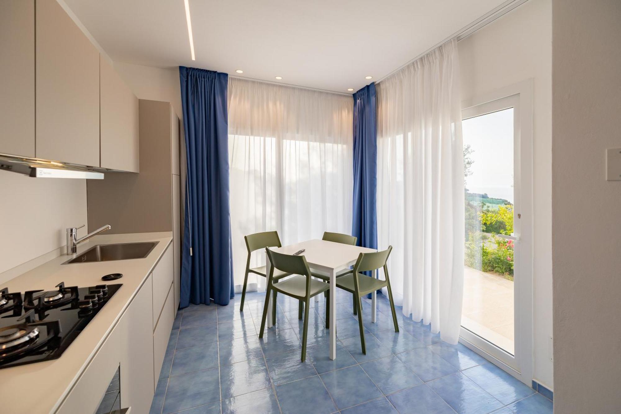 Aura Maris Beach Residence Mazzaforno Cefalù Esterno foto
